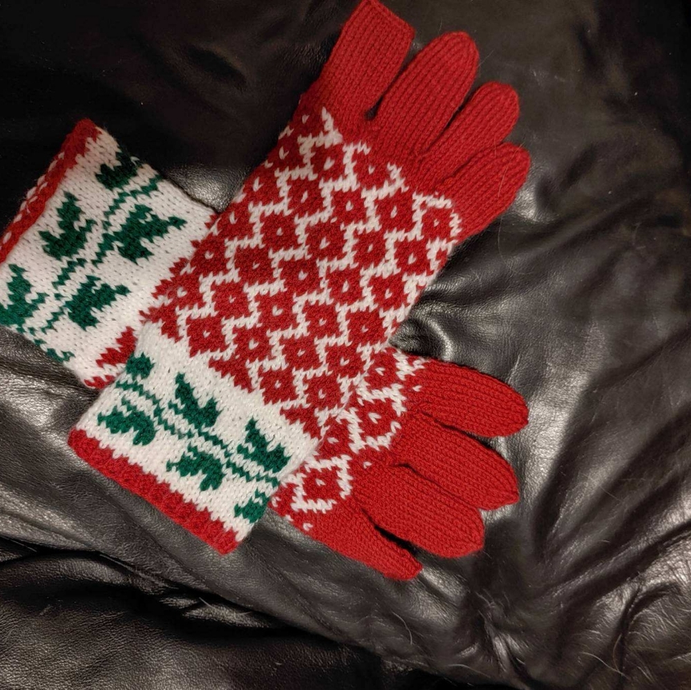 Knitted Christmas Texting Gloves